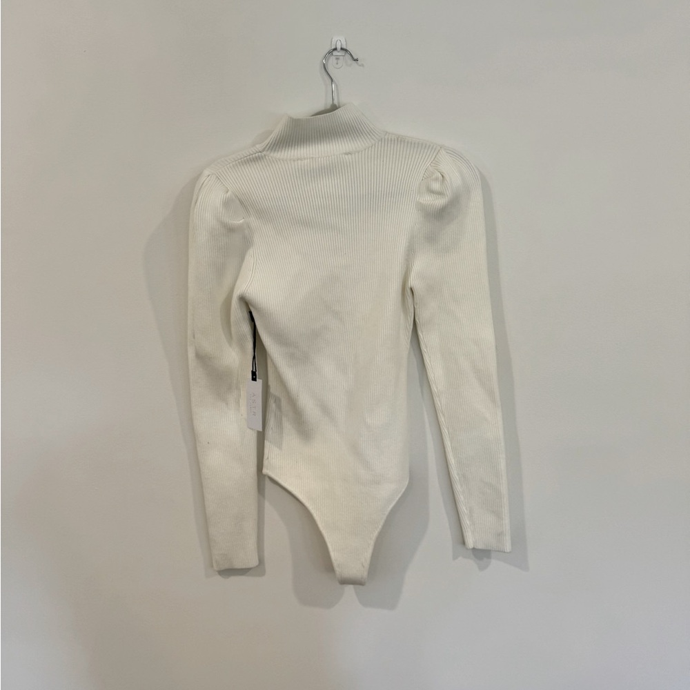 White Ribbed ASTR the Label New With Tag